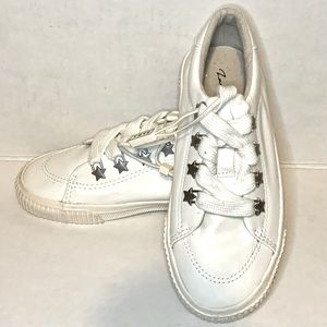 NWT ZARA WHITE SNEAKERS